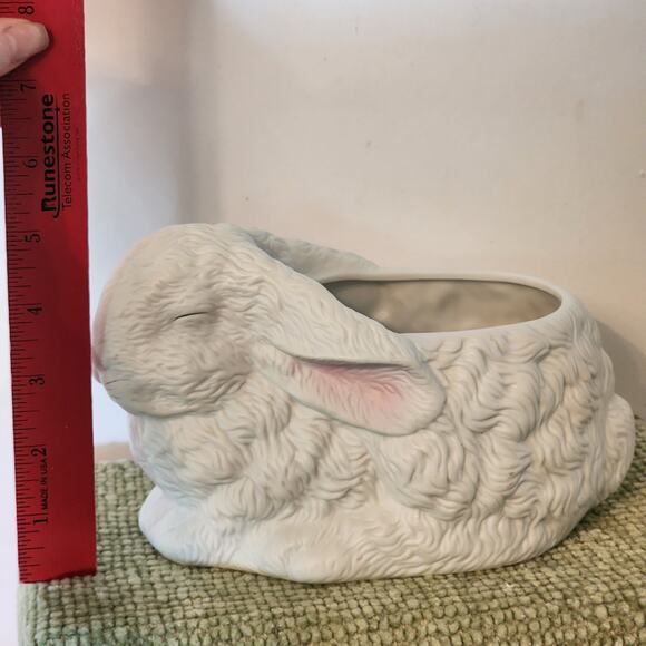 Vintage 1987 FTDA Taiwan White Bunny Rabbit Planter Figurine Easter Cottagecore - Picture 3 of 9